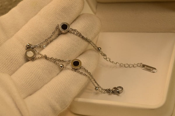Beautiful Design Bracelet for Girls/Women