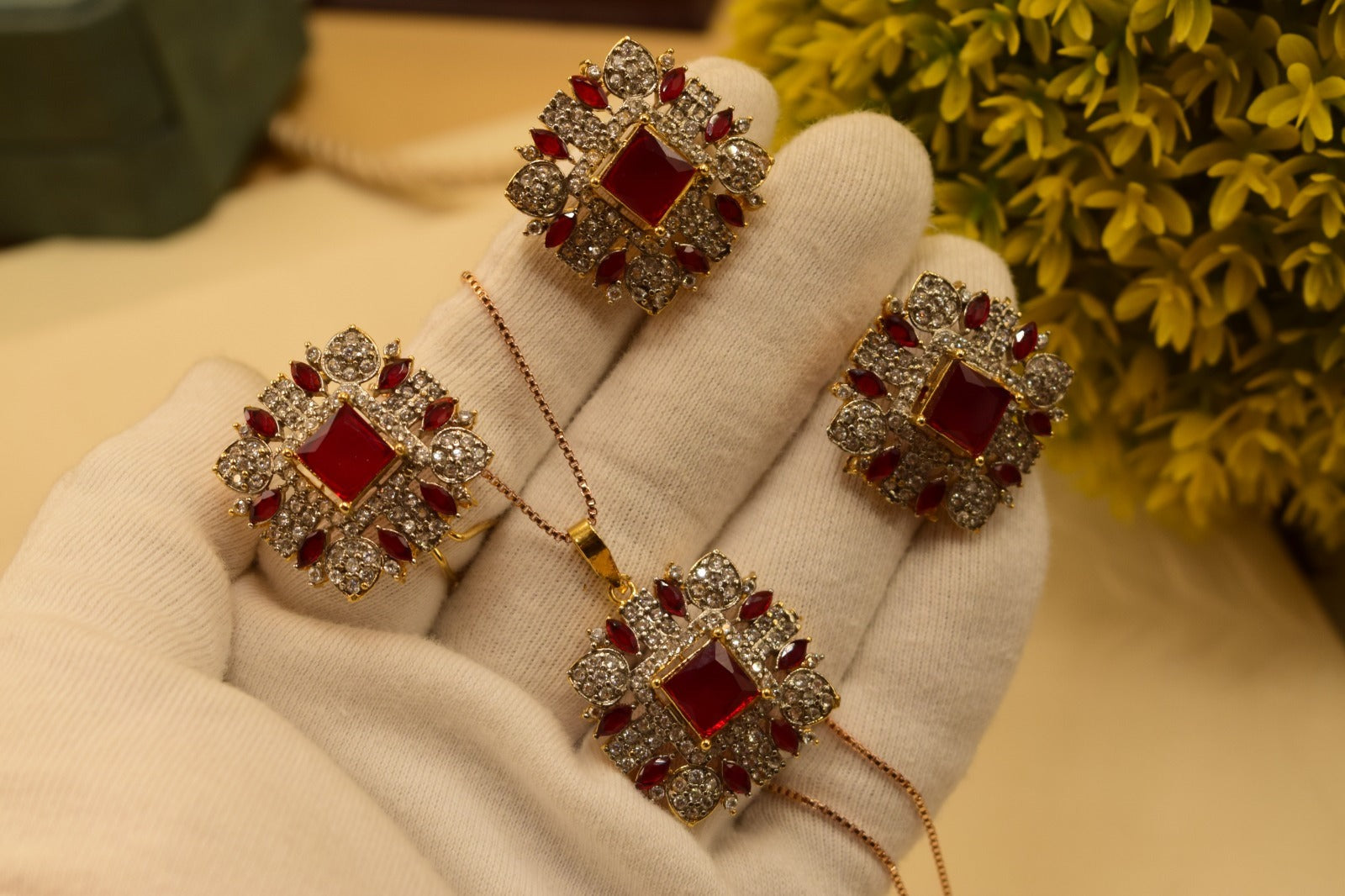 Elegant Design Real Stone Gold Plated Necklace Set With Ring for Girls/Women