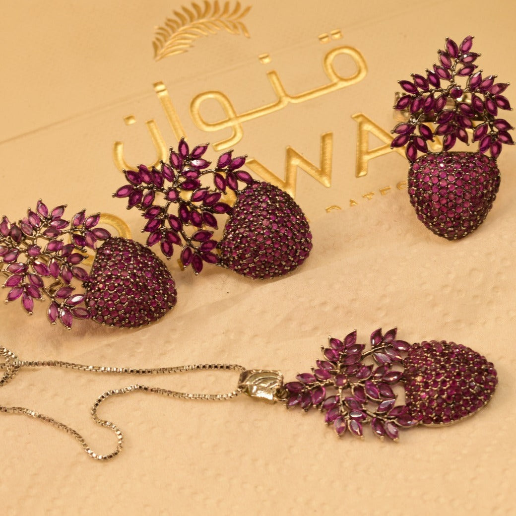 Elegant Fancy Design Crystal Stones Necklace Set for Girls/Women