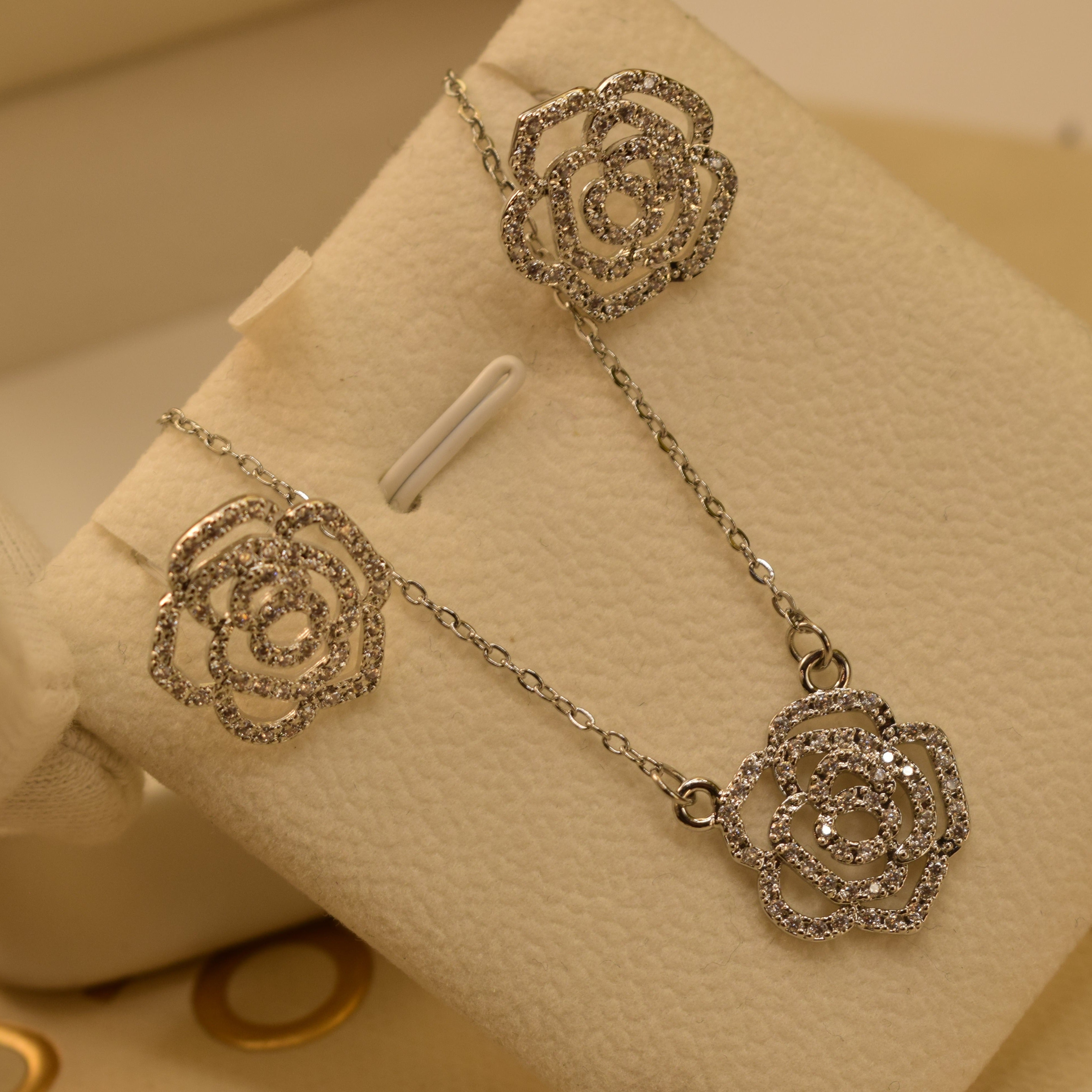 Elegant Necklace Sets for Girls/Women