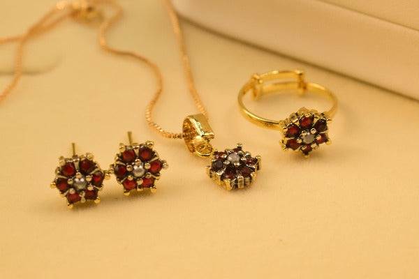 Stylish Real Stones Necklace Set for Girls/Women