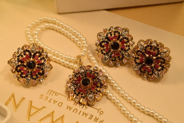 Stylish Real Stones Necklace Set for Girls/Women