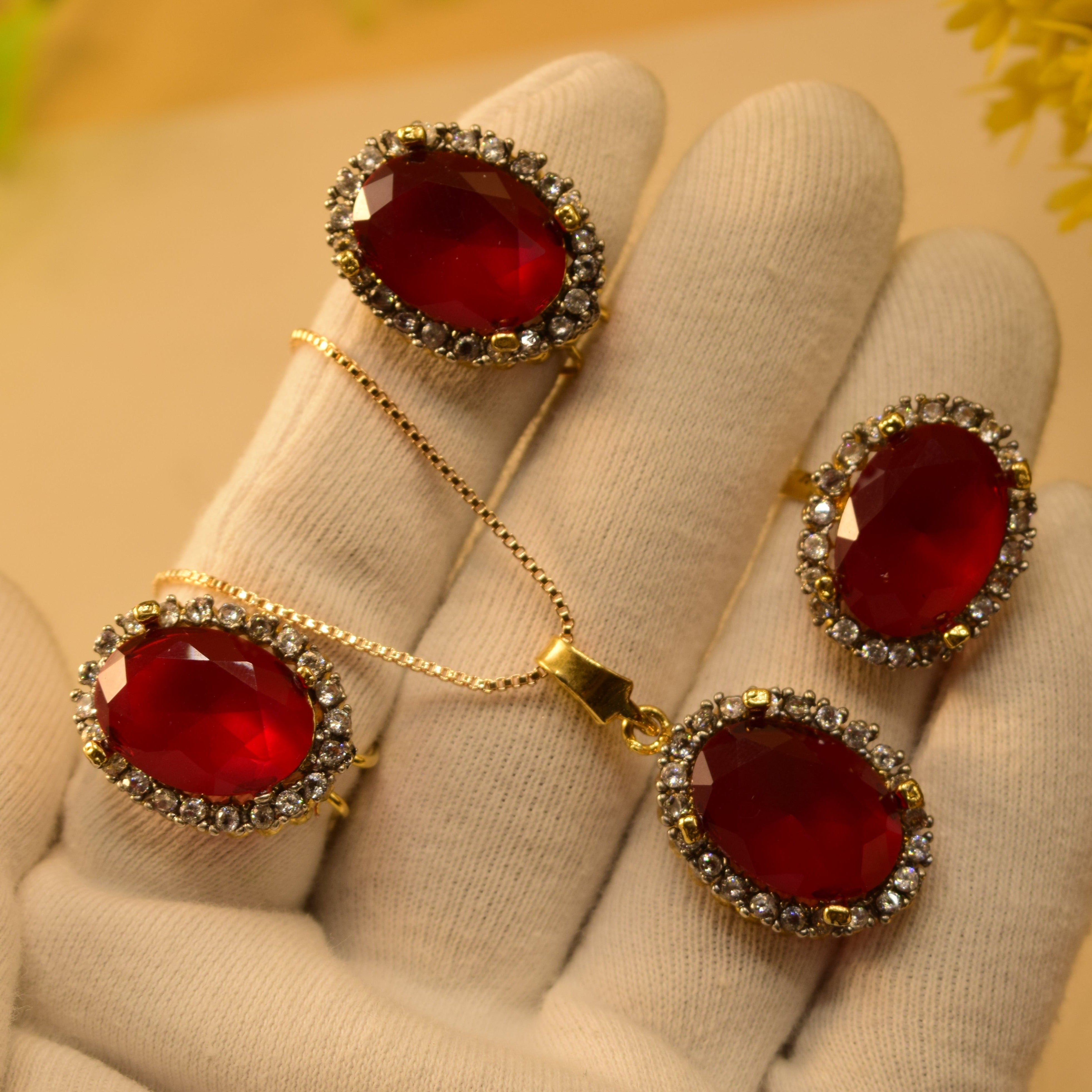 Stylish Design Real Stone Gold Plated Necklace Set for Girls/Women