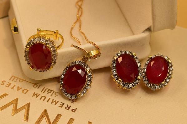 Stylish Design Real Stone Gold Plated Necklace Set for Girls/Women