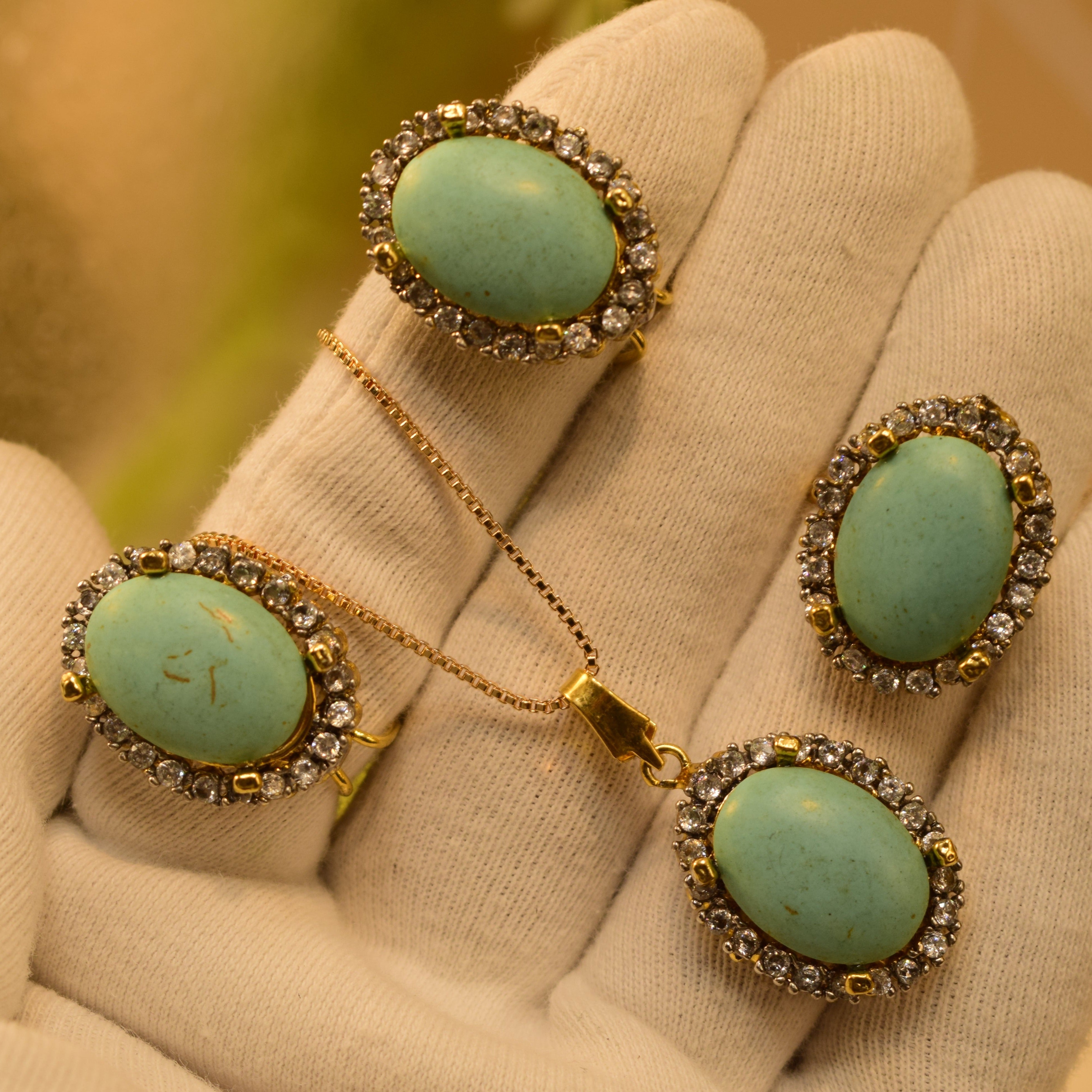 Stylish Design Real Stone Gold Plated Necklace Set for Girls/Women