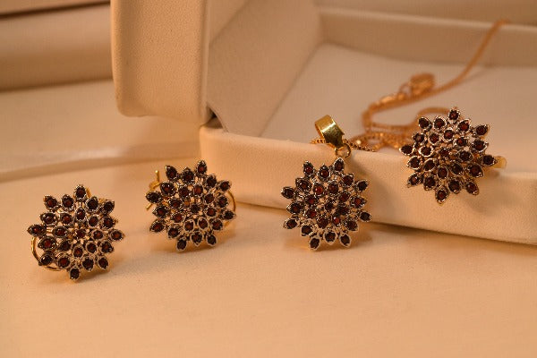 Real Stone Gold Plated Necklace Set for Girls/Women
