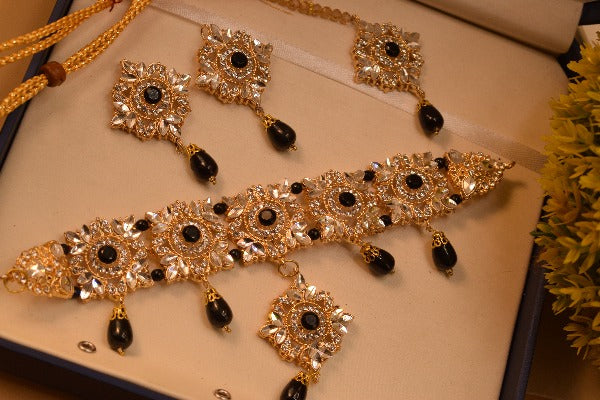 Beautiful Real Stone Choker Set for Girls/Women