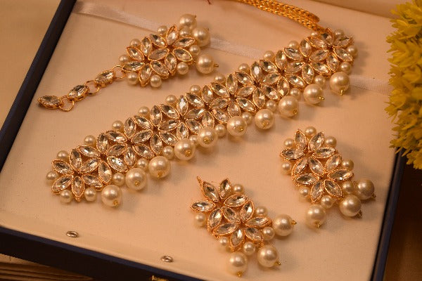 Stylish Real Stone Choker Set for Girls/Women