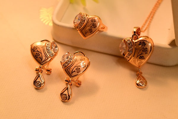 Stylish Heart Shape Necklace Set for Girls/Women