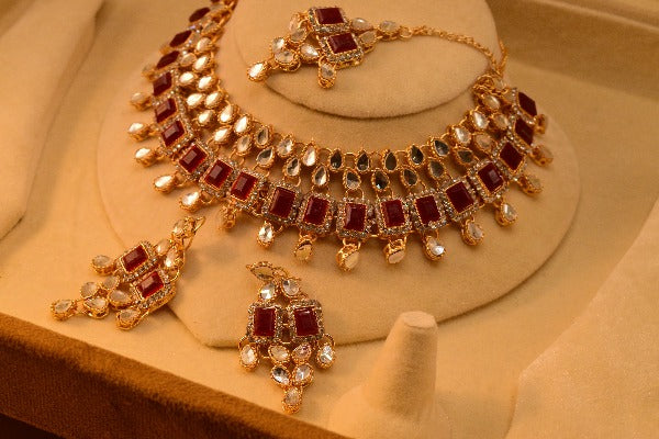 Elegant Gold Plated Necklace Set for Girls/Women