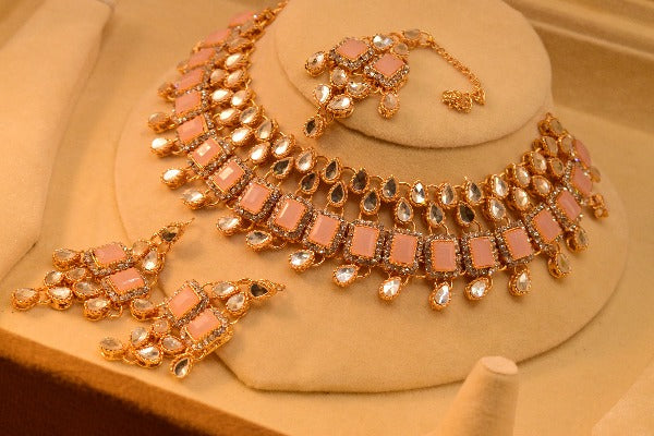 Elegant Gold Plated Necklace Set for Girls/Women