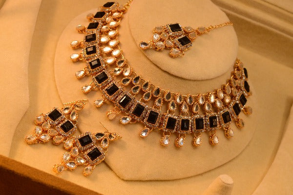 Elegant Gold Plated Necklace Set for Girls/Women