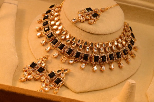 Elegant Gold Plated Necklace Set for Girls/Women