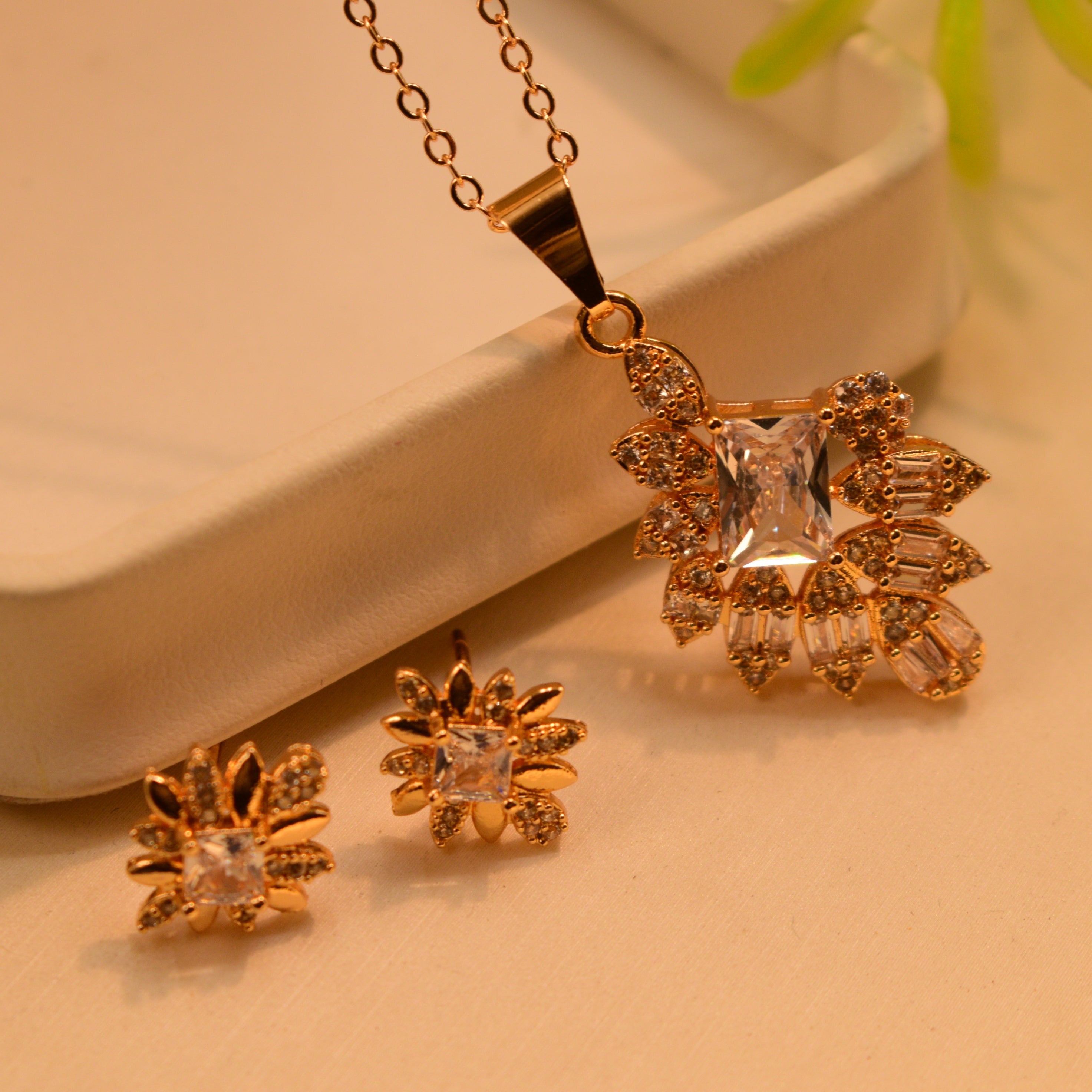 1K Vintage Gemstone Necklace Set For Girls/Women