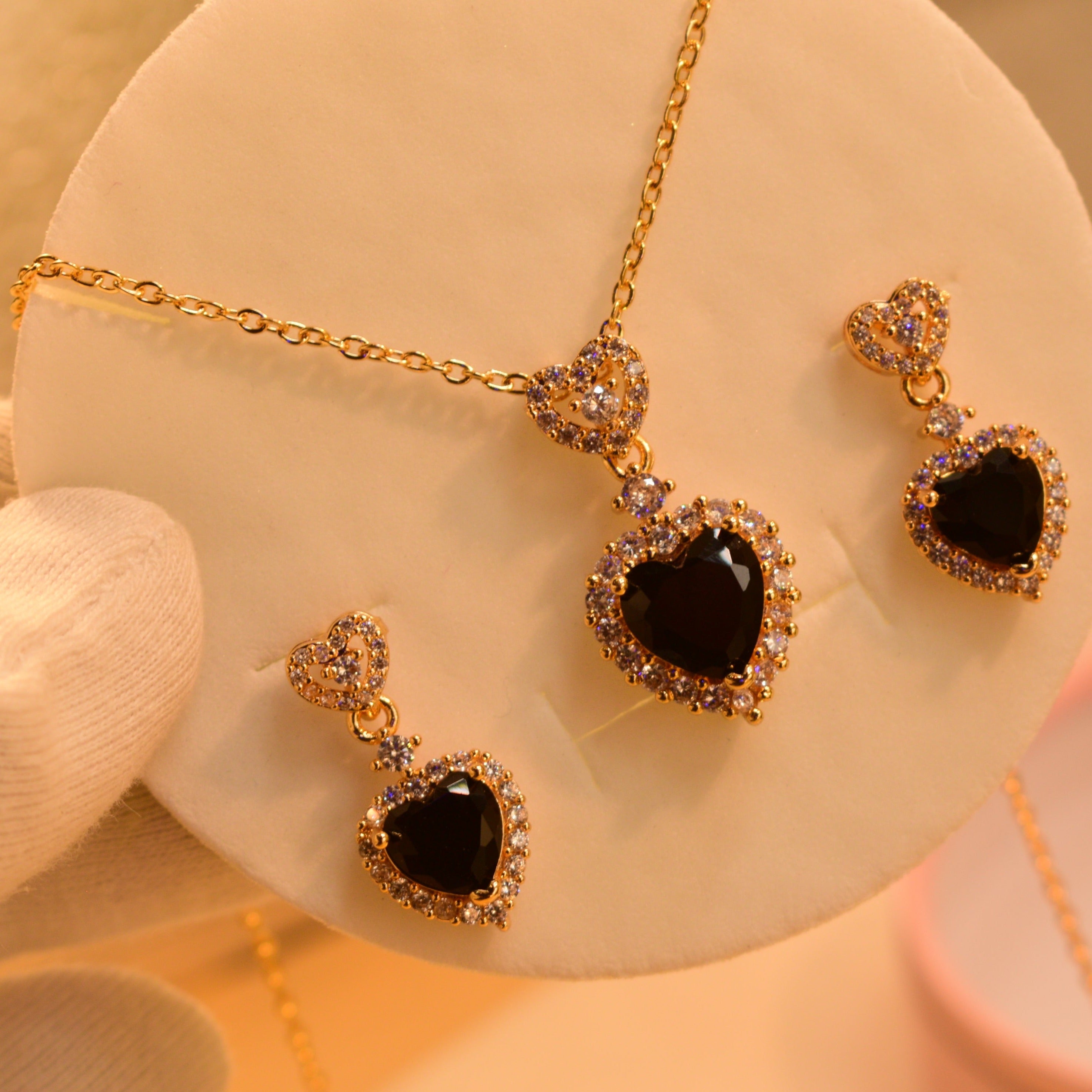 Luminous Gold Plated Heart Shaped Necklace Set For Girls/Women