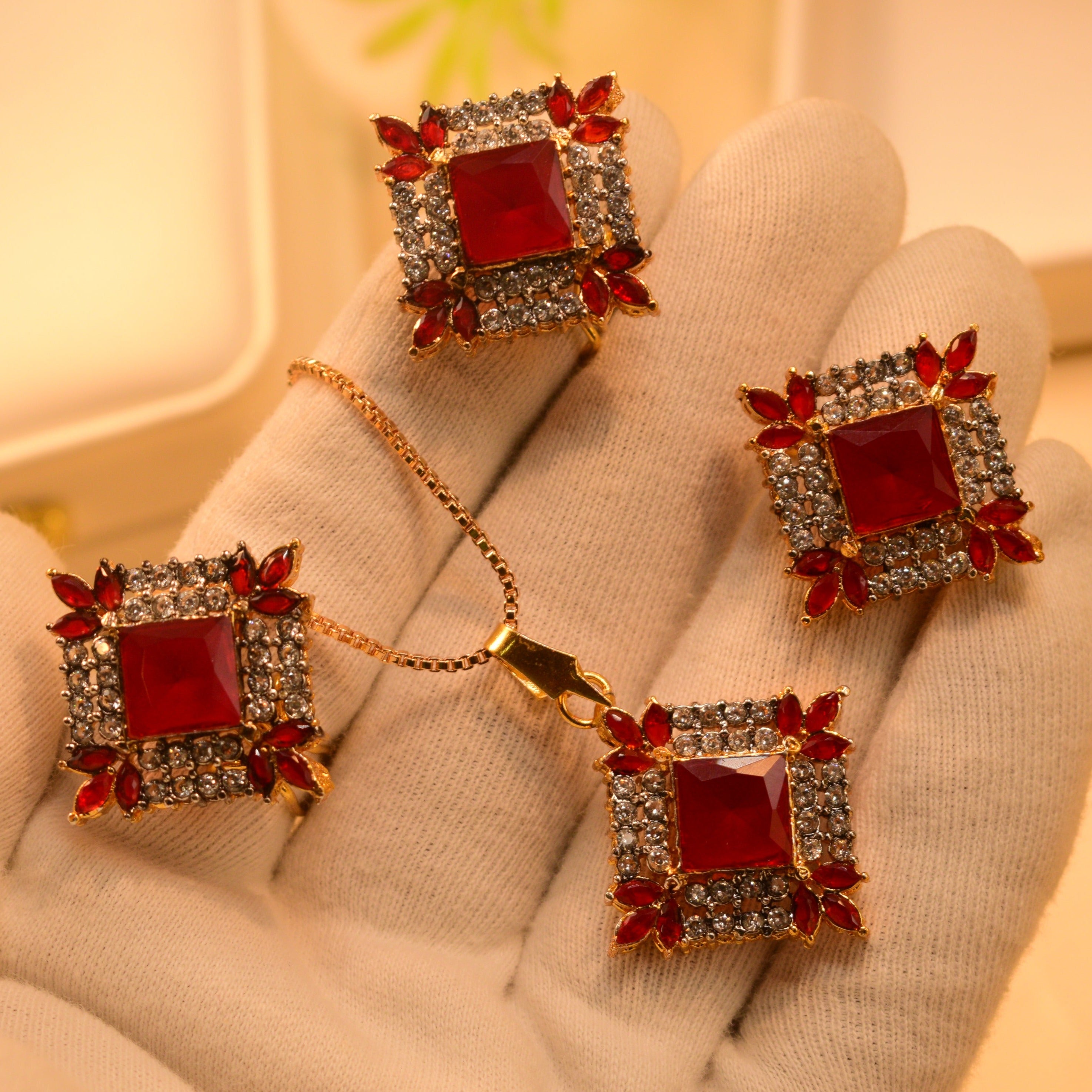 Luxury Unique Design Real Stones Necklace Set For Girls/Women