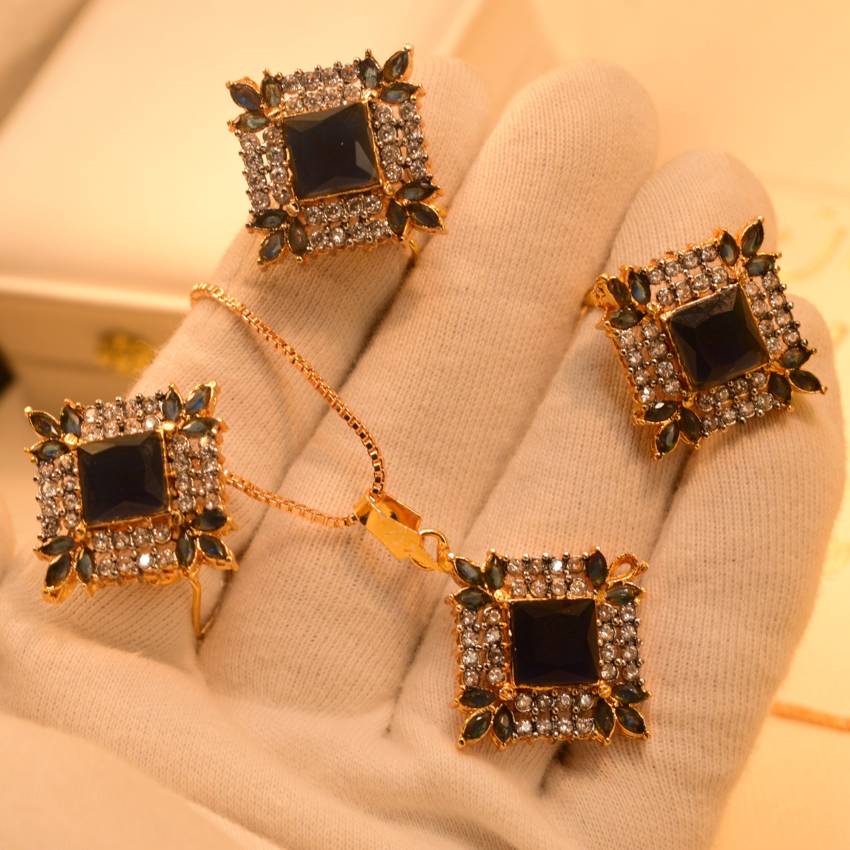 Luxury Unique Design Real Stones Necklace Set For Girls/Women