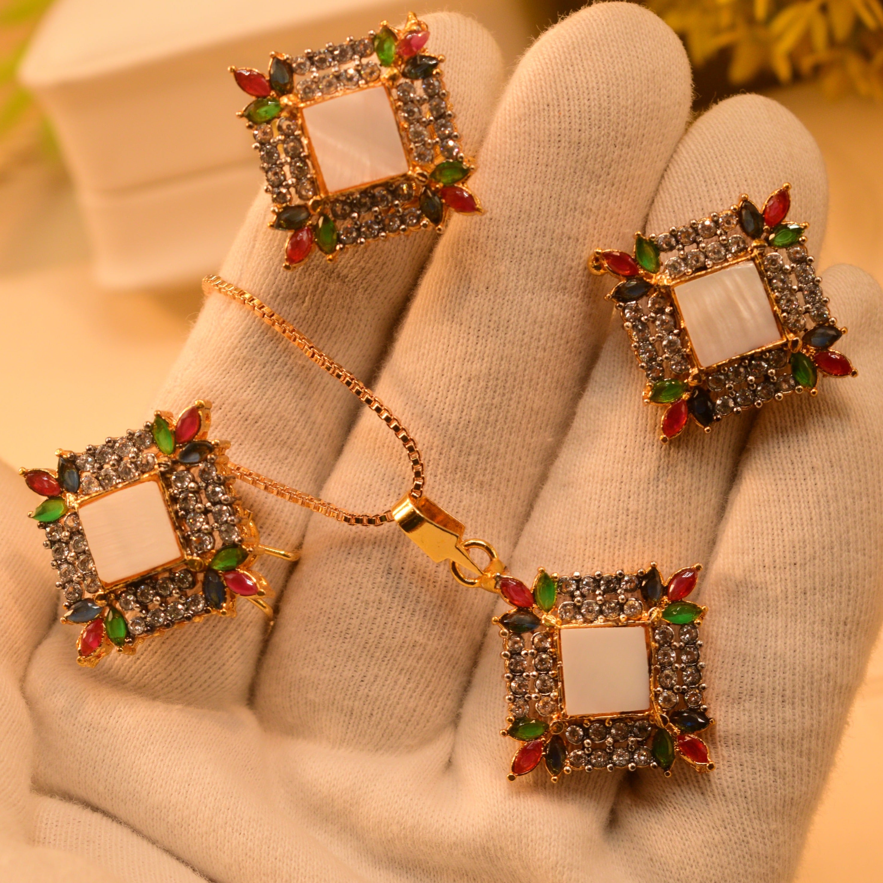 Luxury Unique Design Real Stones Necklace Set For Girls/Women