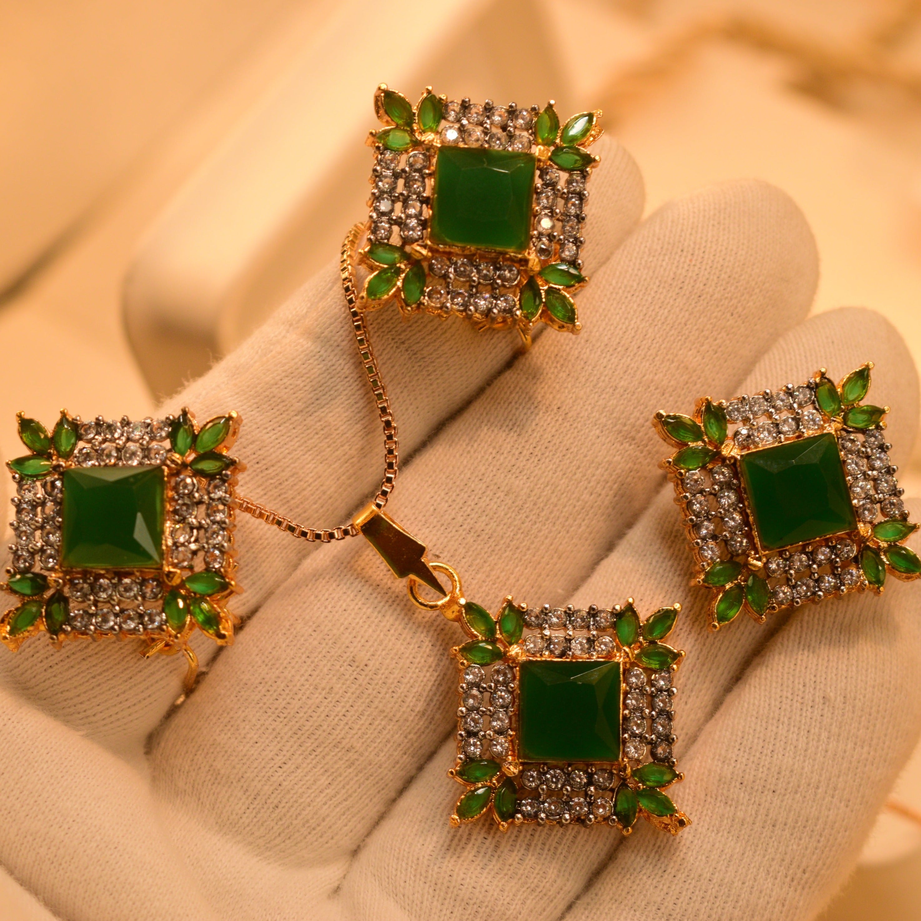 Luxury Unique Design Real Stones Necklace Set For Girls/Women