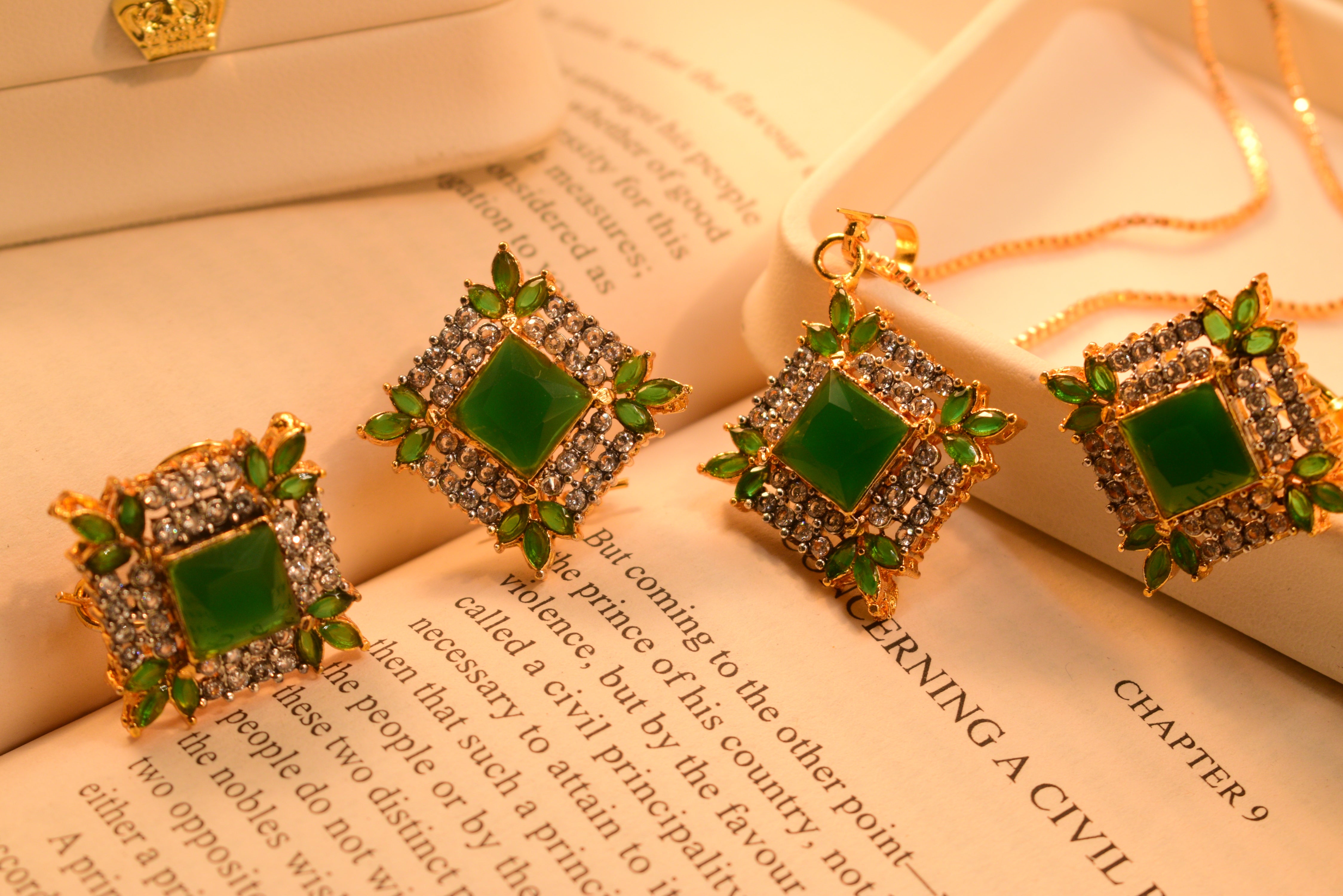 Luxury Unique Design Real Stones Necklace Set For Girls/Women