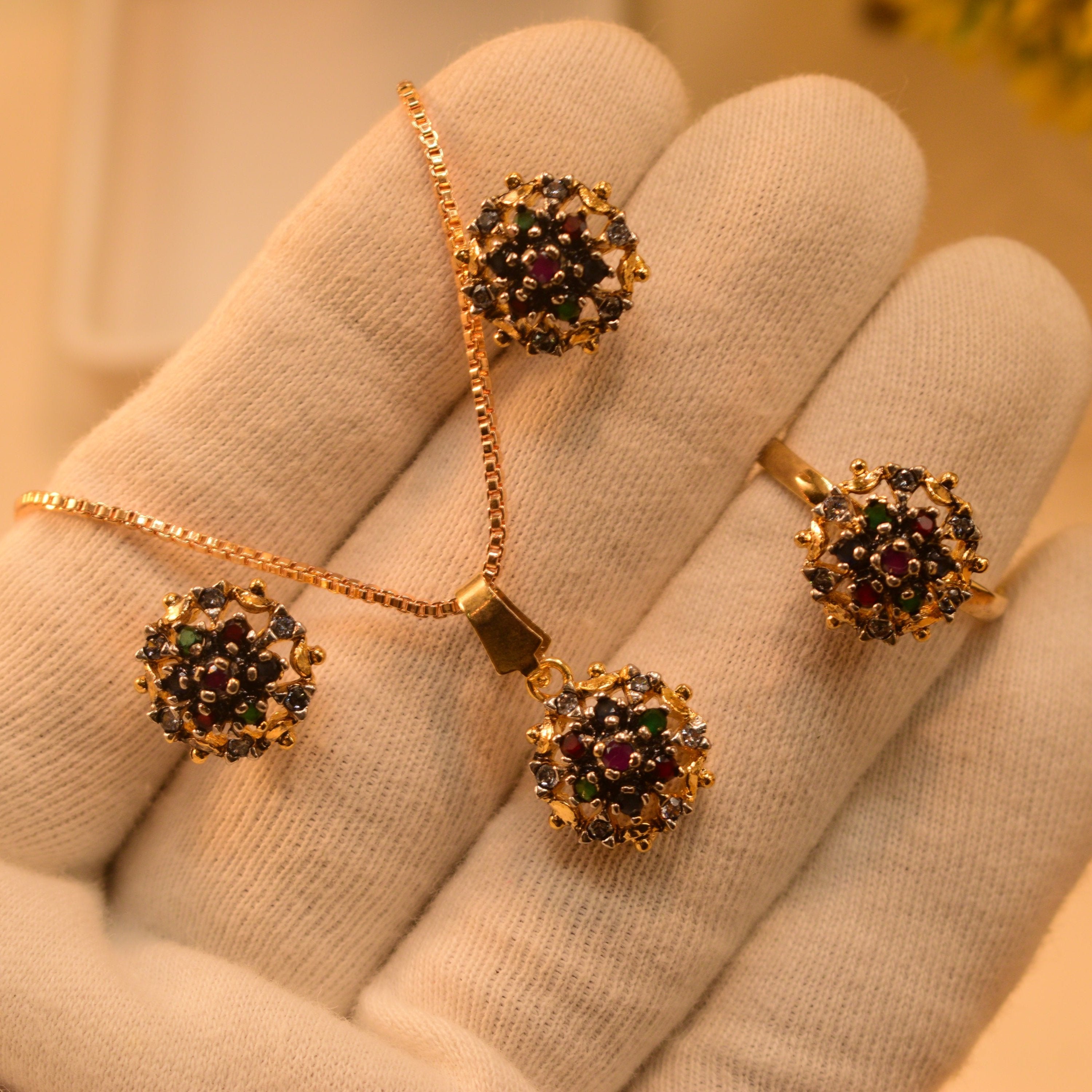 Luminous Elegant Real Stones Necklace Set for Girls/Women