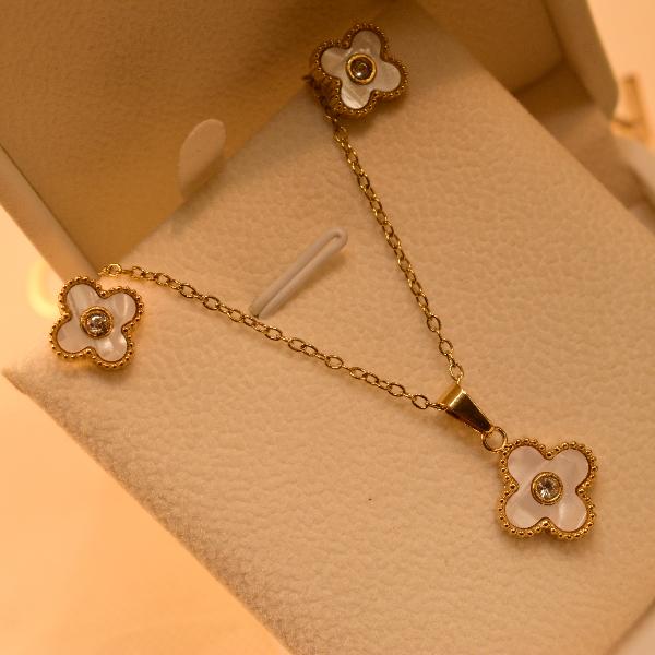 Gorgeous Luminous Design Gold Plated Necklace Set for Girls/Women