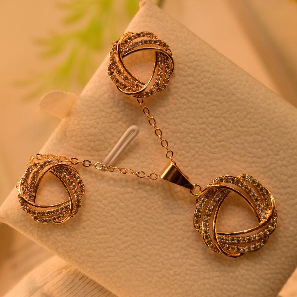Beautiful Stylish Design Crystal Stones Necklace Set for Girls/Women