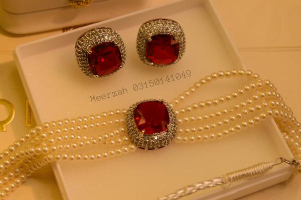 Glamorous Design Real Stones Pearls Necklace Set for Girls/Women