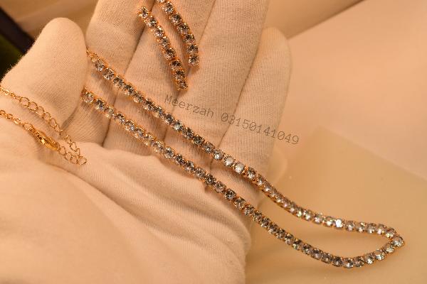 Beautiful Unique Design Real Stones Necklace Set for Girls/Women