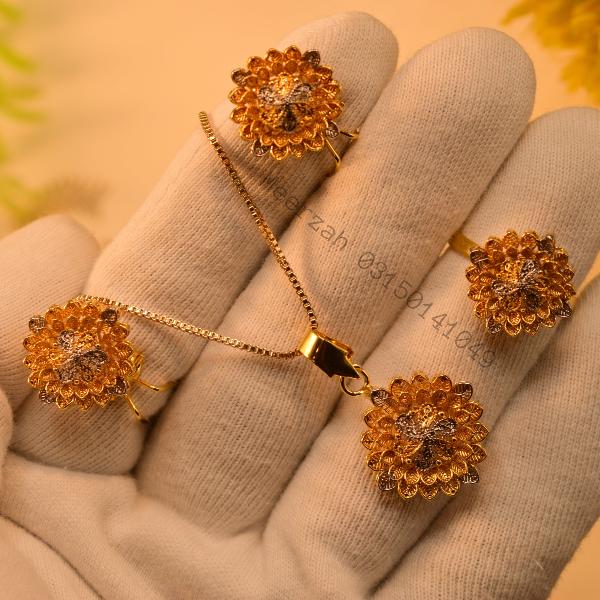 Luxury Unique Design 24K Gold Plated Necklace Set for Girls/Women