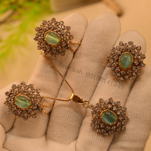 Stylish Design Real Stones Gold Plated Necklace Set for Girls/Women