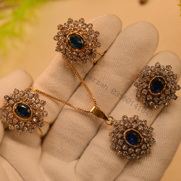 Stylish Design Real Stones Gold Plated Necklace Set for Girls/Women