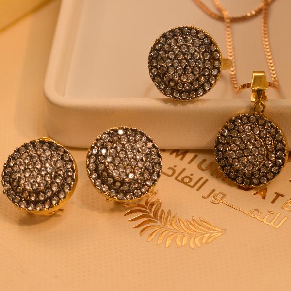 Elegant Unique Real Stones Gold Plated Necklace Set for Girls/Women