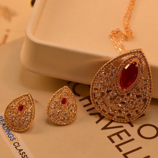 Elegant Unique Design Crystal Stones Necklace Set for Girls/Women