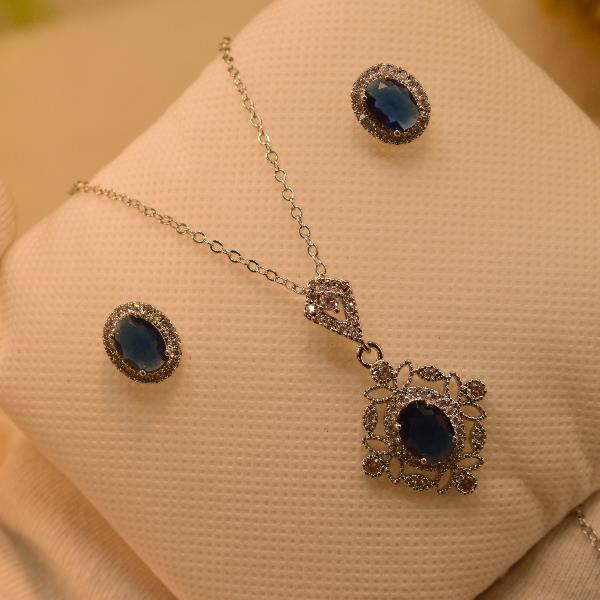 Beautiful Design Real Stones Silver Necklace Set for Girls/Women