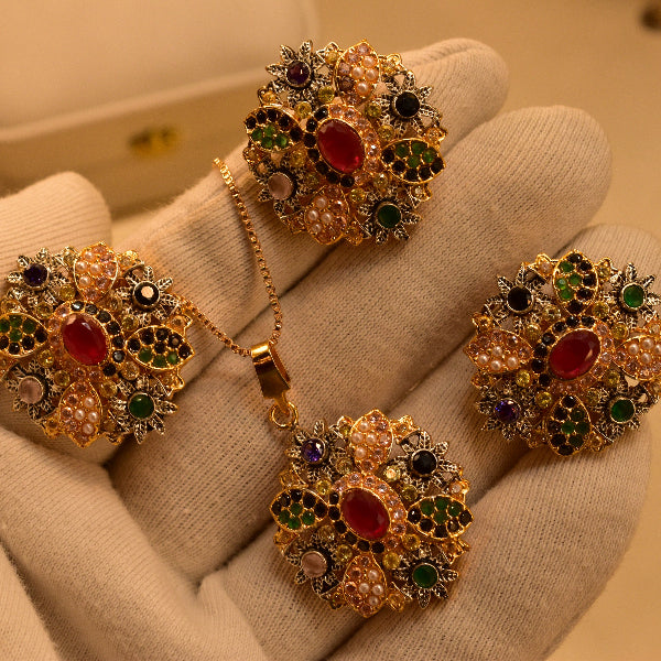 Luminous Unique Design Gold Plated Real Stones Necklace Set for Girls/Women