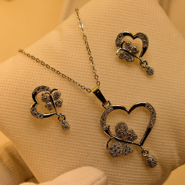 Beautiful Silver Heart Design Real Stones Necklace Set for Girls/Women