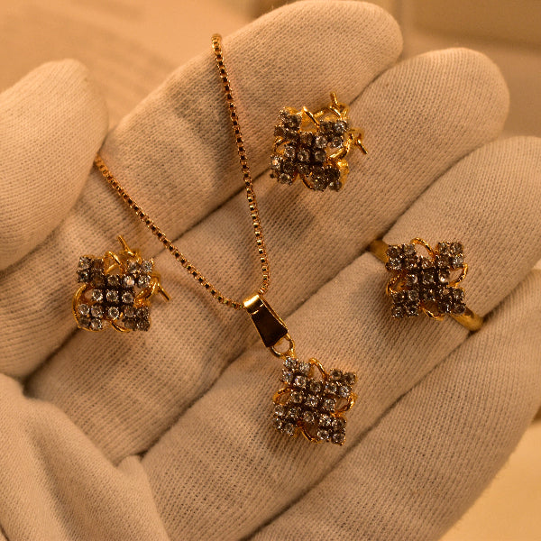 Dazzling Design Gold Plated Real Stones Necklace Set for Girls/Women