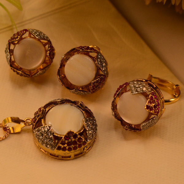 Gorgeous Design Gold Plated Real Stones Necklace Set for Girls/Women