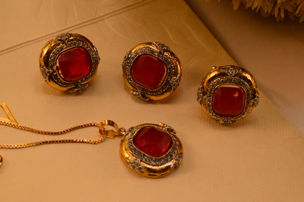 Beautiful Design Gold Plated Real Stones Necklace Set for Girls/Women