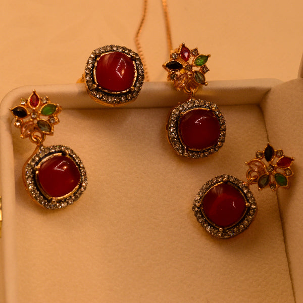 Elegant Unique Design Gold Plated Real Stones Necklace Set for Girls/Women