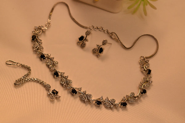 Beautiful Design Silver Plated Crystal Stones Necklace Set for Girls/Women