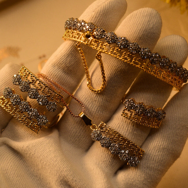Charming Design Gold Plated Real Stones Necklace Set With Bangle for Girls/Women