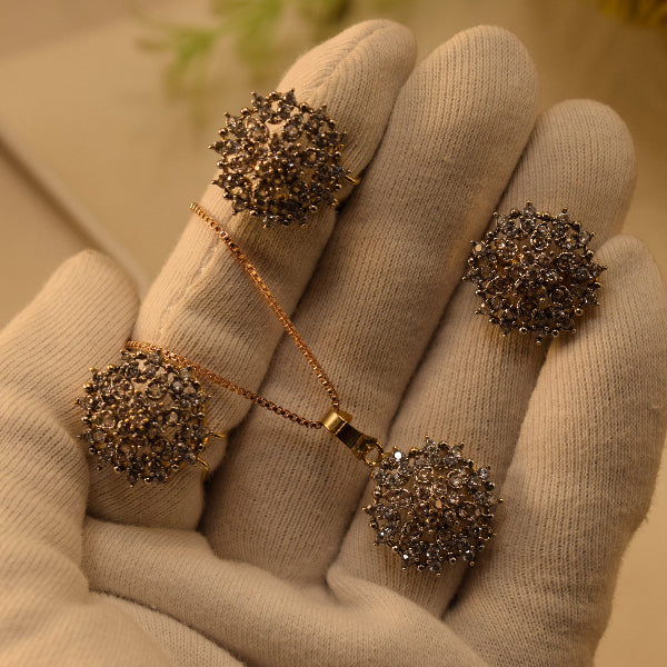 Luminous Design Gold Plated Crystal Stones Necklace Set for Girls/Women