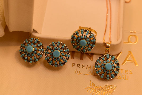 Fancy Design Gold Plated Crystal Stones Necklace Set for Girls/Women