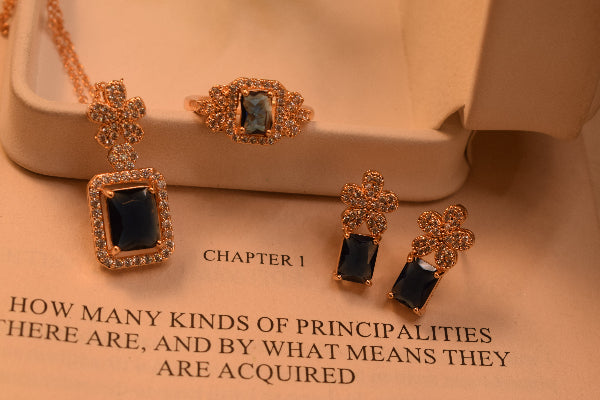 Beautiful Design Gold Plated Crystal Stones Necklace Set for Girls/Women