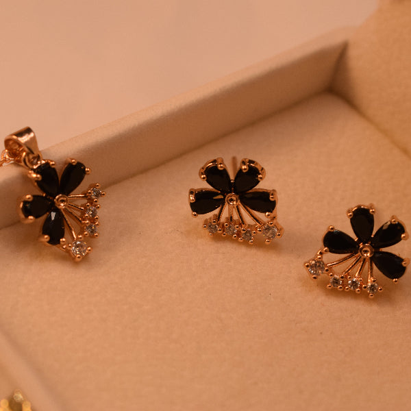 Stylish Design Gold Plated Crystal Stones Necklace Set for Girls/Women