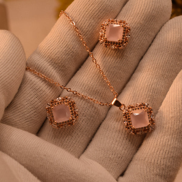 Charming Design Gold Plated Crystal Stones Necklace Set for Girls/Women