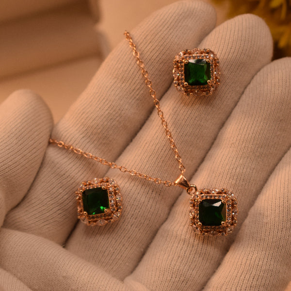 Charming Design Gold Plated Crystal Stones Necklace Set for Girls/Women