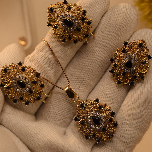 Charming Design Gold Plated Crystal Stones Necklace Set for Girls/Women